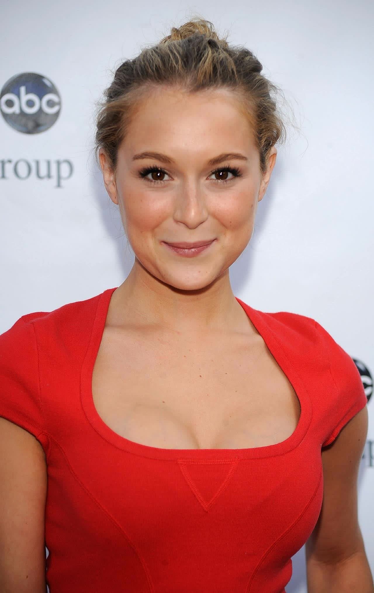 Next photo of Alexa PenaVega