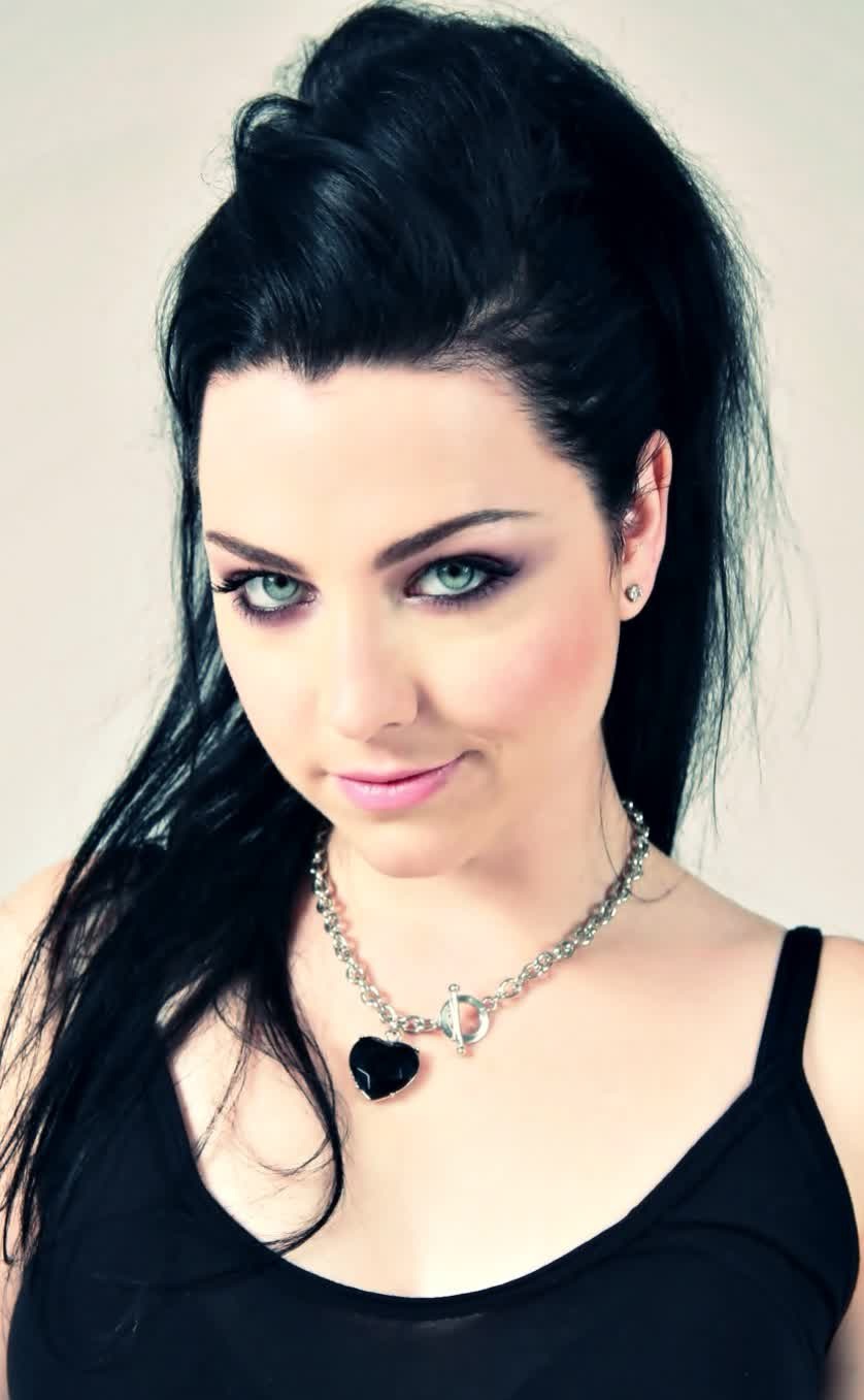 Amy Lee Hair Color Photos