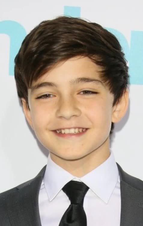 Bryce Gheisar Birthday Real Name Age Weight Height Family Facts Images