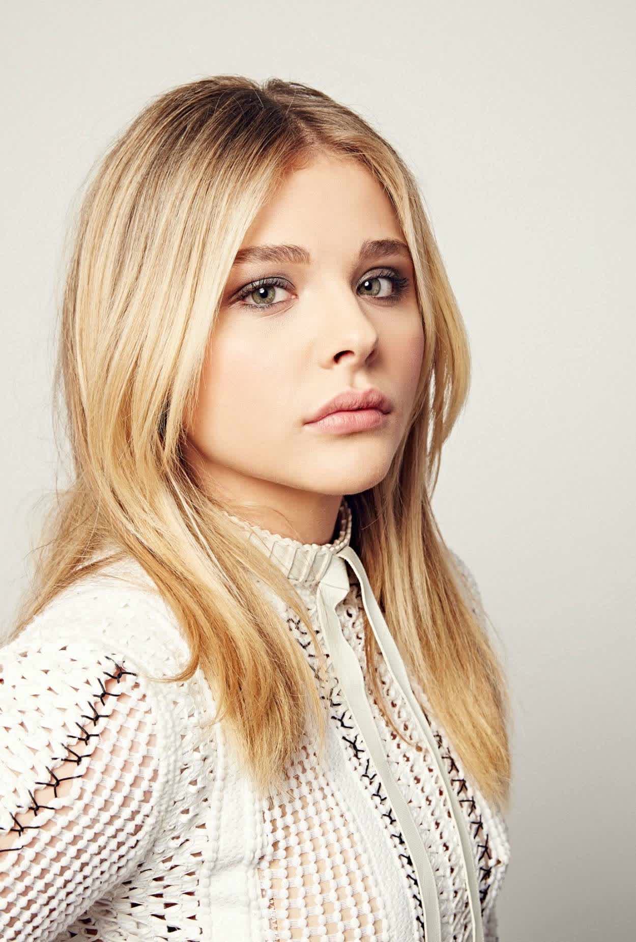 Watch Chloë Grace Moretz Teaches You Georgia Slang, Slang School