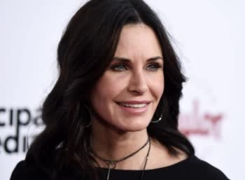 Courteney Cox Bio Age Height Weight Body Measurements
