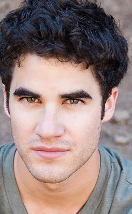 Darren Criss - Height, Age, Bio, Weight, Net Worth, Facts and Family