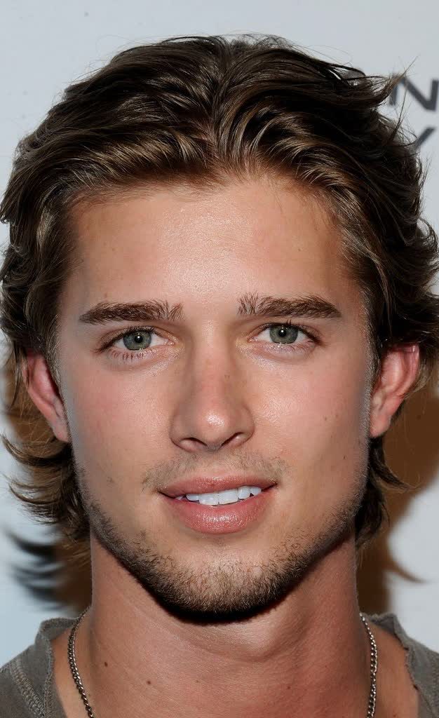 Drew Van Acker