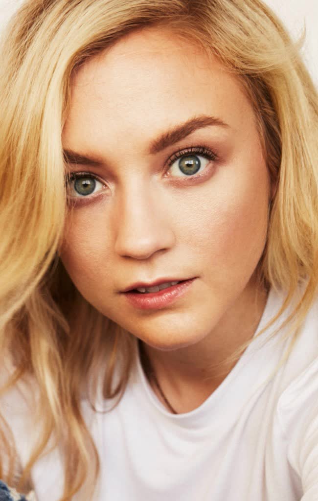 Get Emily Kinney Background - Asuna Gallery