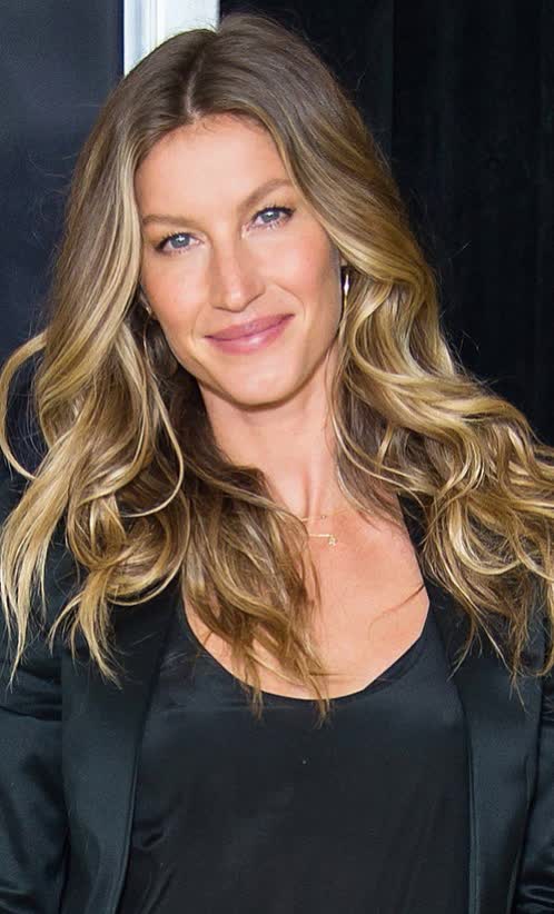 Gisele Bundchen Bio Age Height Weight Body Measurements