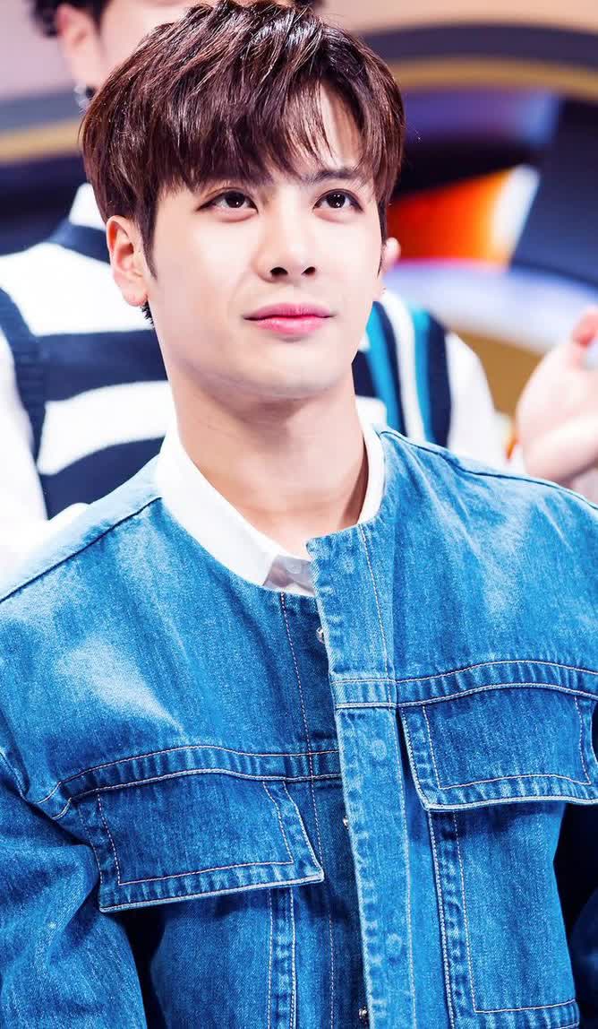 Jackson Wang - Height, Age, Bio, Weight, Net Worth, Facts and Family