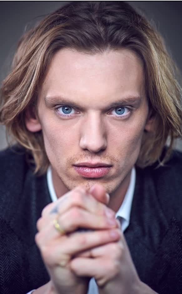 Jamie Campbell Bower Height, Age, Bio, Weight, Net Worth, Facts and