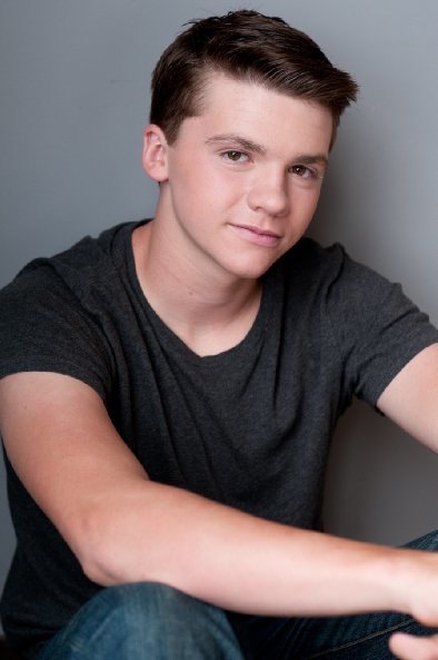 Joel Courtney Bio Age Height Weight Net Worth Facts And