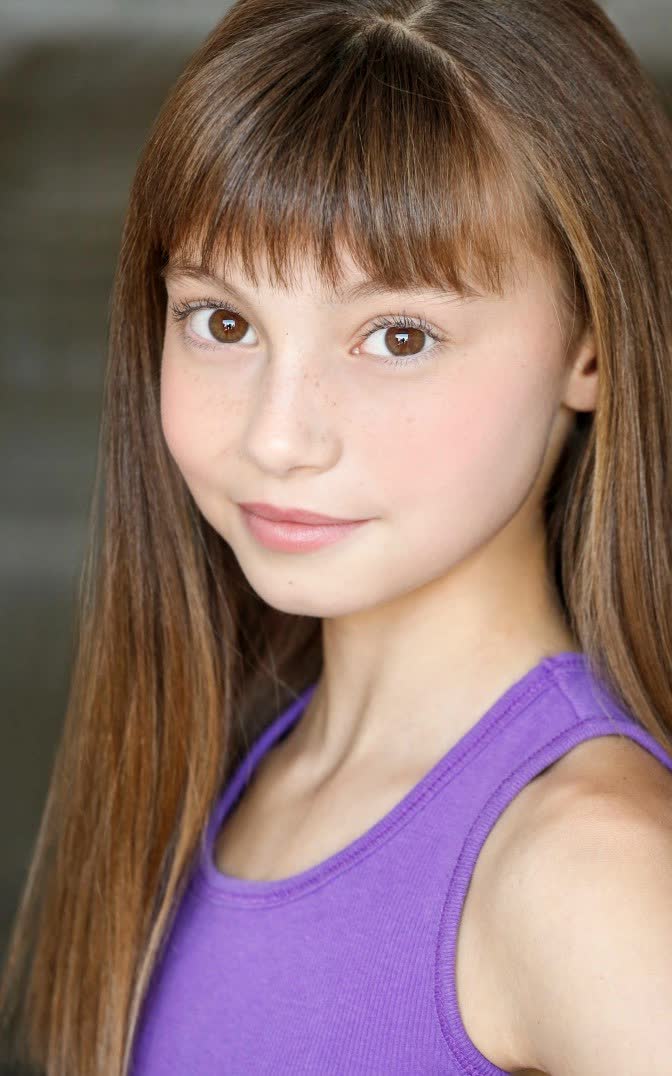 Lauren Lindsey Donzis - Bio, Age, Height, Weight, Body ...