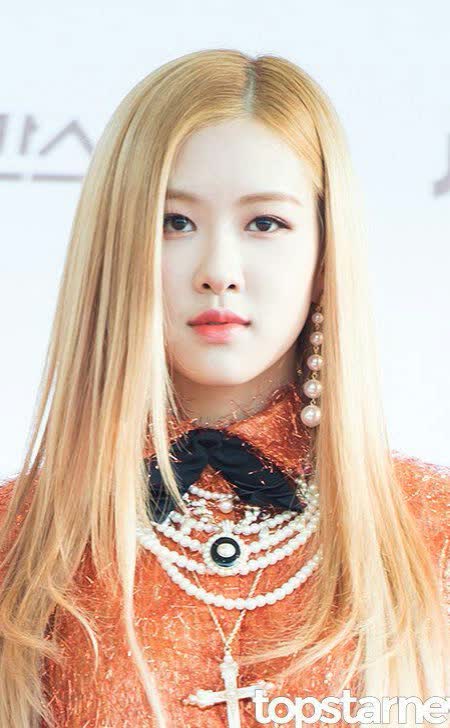 Roseanne Park Bio Age Height Weight Body Measurements