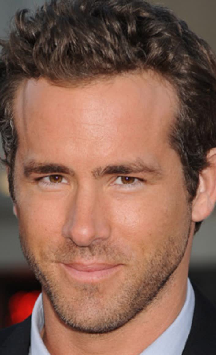 Ryan Reynolds Bio Age Height Weight Net Worth Facts