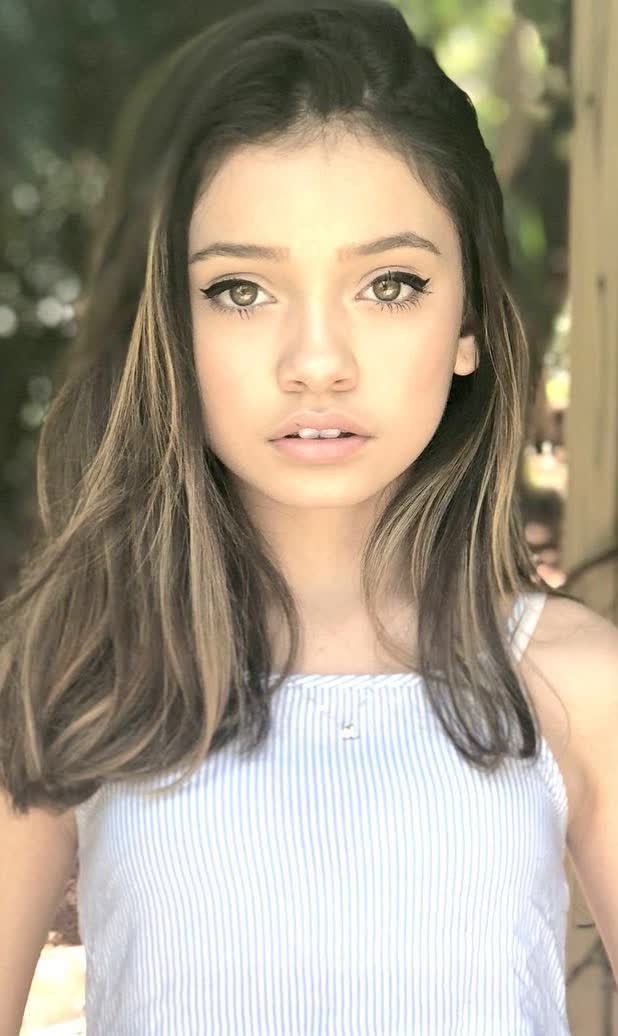 Sophie Michelle - Height, Age, Bio, Weight, Body Measurements, Net Worth